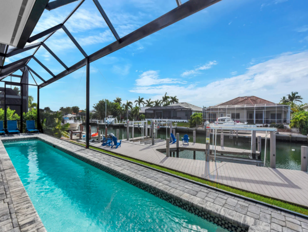 Luxurious Waterfront Retreat on Marco Island 5 Bedroom Home & Heated Pool